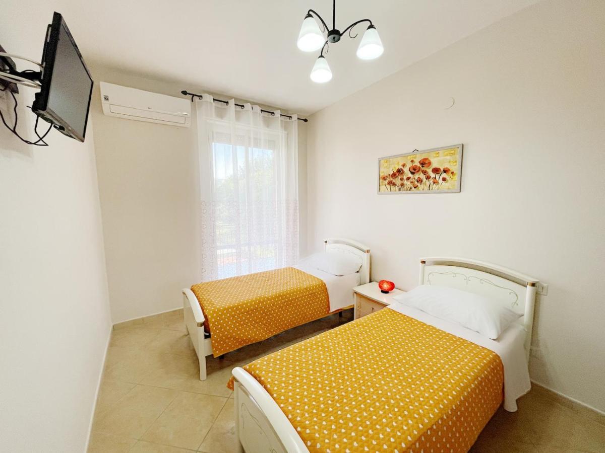 Flavia Apartment カステッランマーレ・ディ・スタービア エクステリア 写真