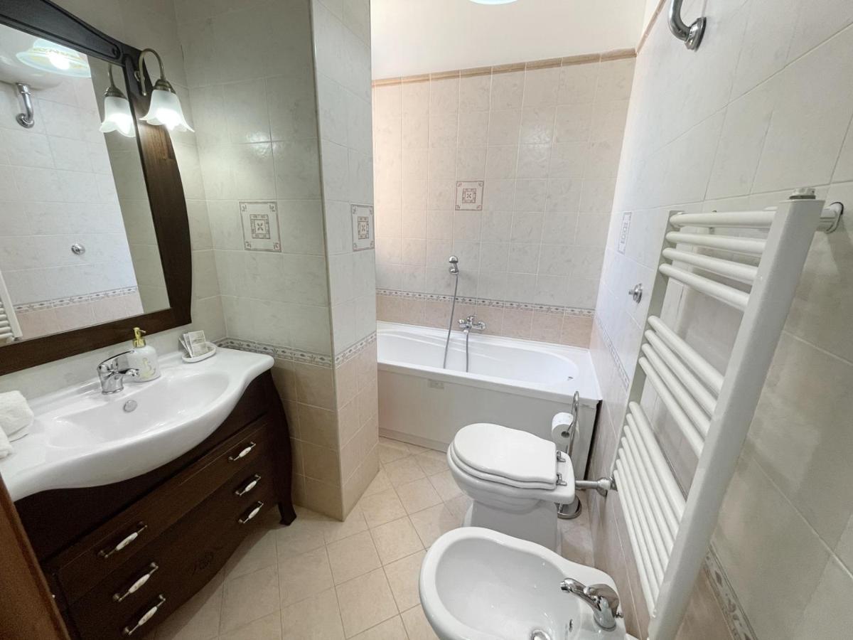 Flavia Apartment カステッランマーレ・ディ・スタービア エクステリア 写真