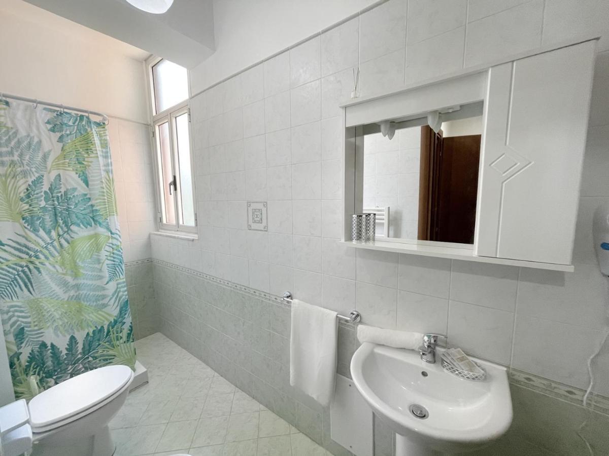 Flavia Apartment カステッランマーレ・ディ・スタービア エクステリア 写真