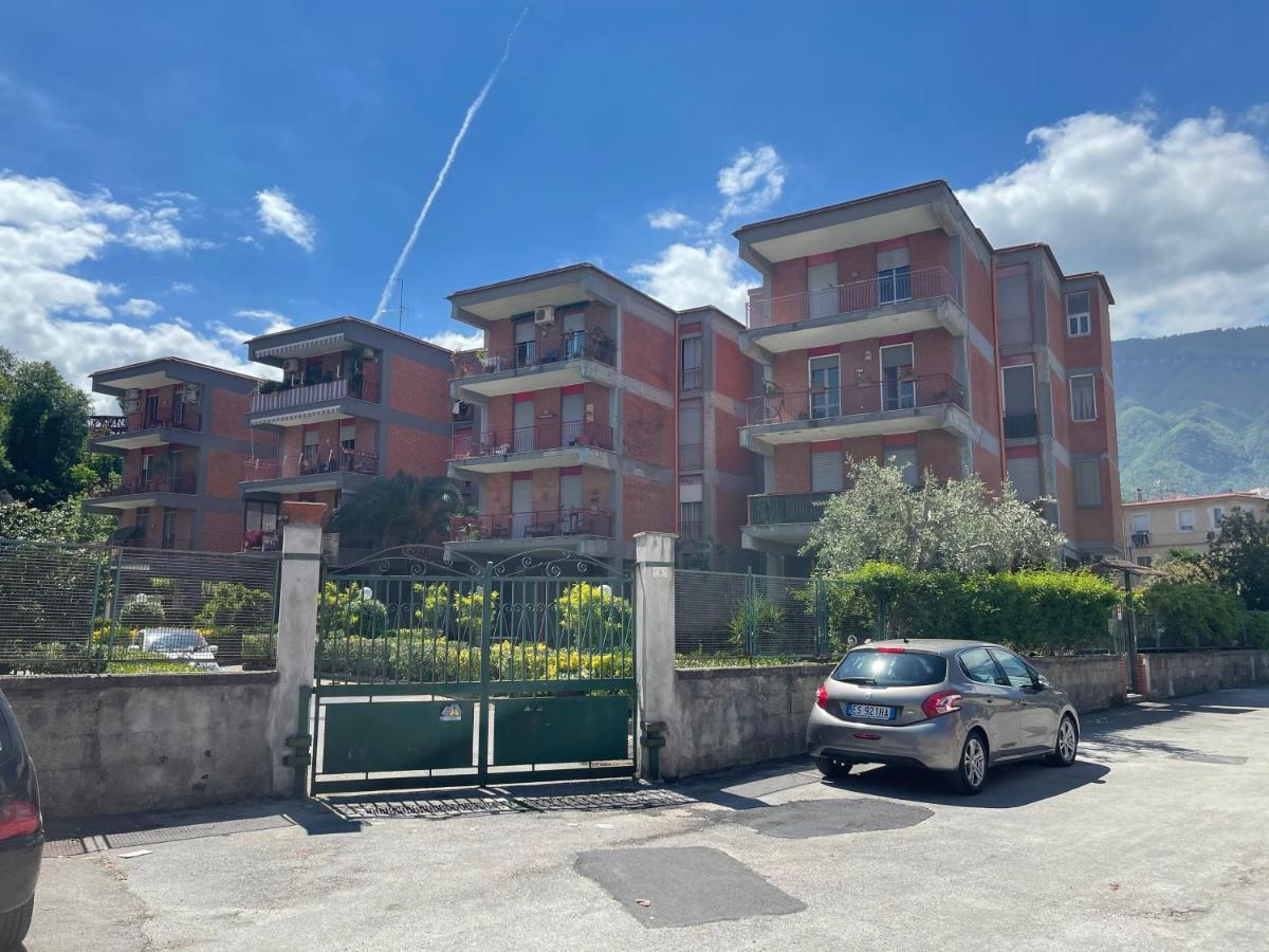 Flavia Apartment カステッランマーレ・ディ・スタービア エクステリア 写真