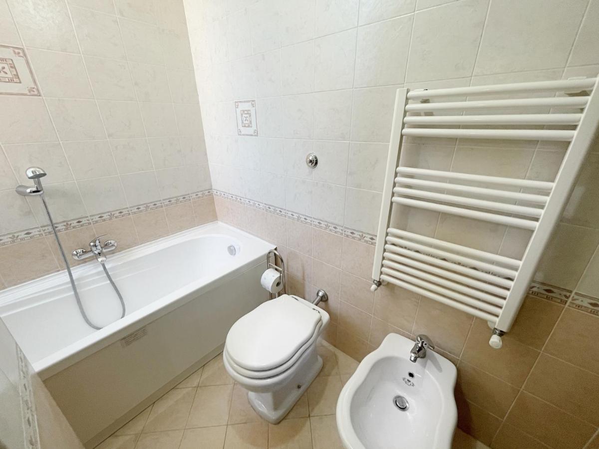 Flavia Apartment カステッランマーレ・ディ・スタービア エクステリア 写真