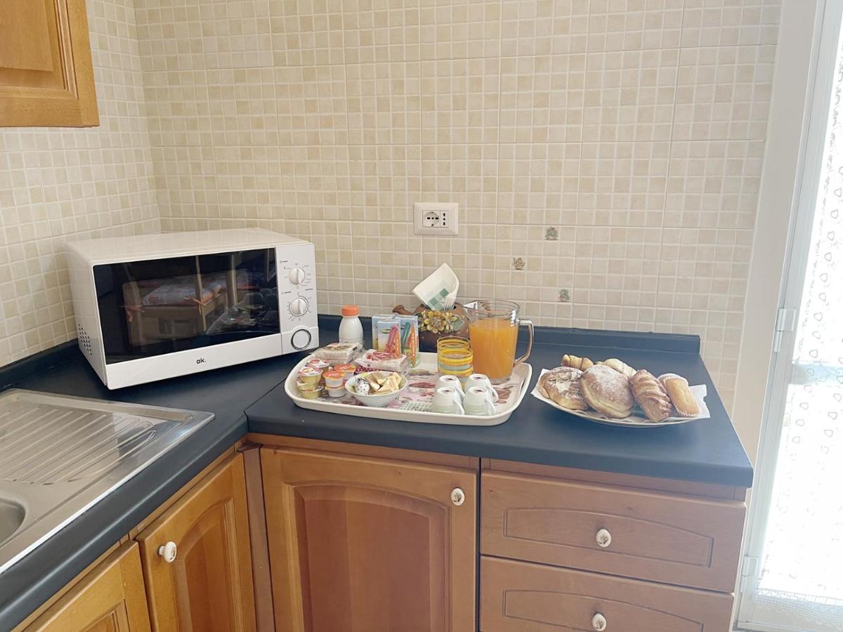 Flavia Apartment カステッランマーレ・ディ・スタービア エクステリア 写真